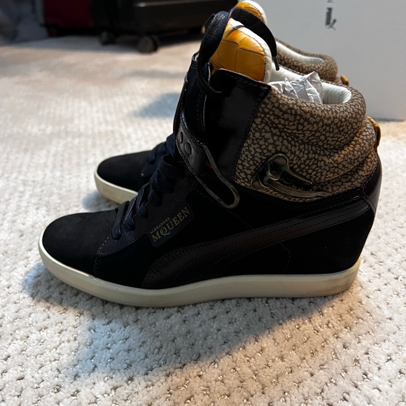 Alexander McQueen Puma Women's Joustesse Mid Wedge Sneakers Size 39 - Picture 5 of 10